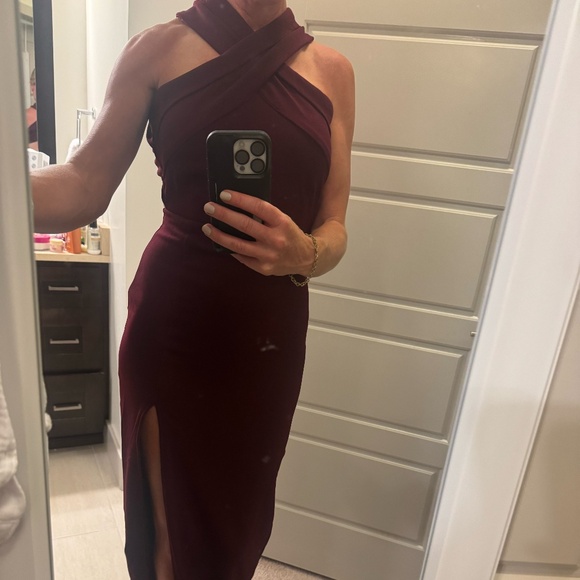 Formal Dress in Wine / Burgundy Color, Lulus - Picture 2 of 5